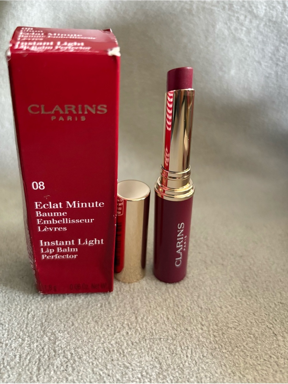 Clarins Instant Light Lip Balm Perfector shade 08 plum Brand New in Box!!